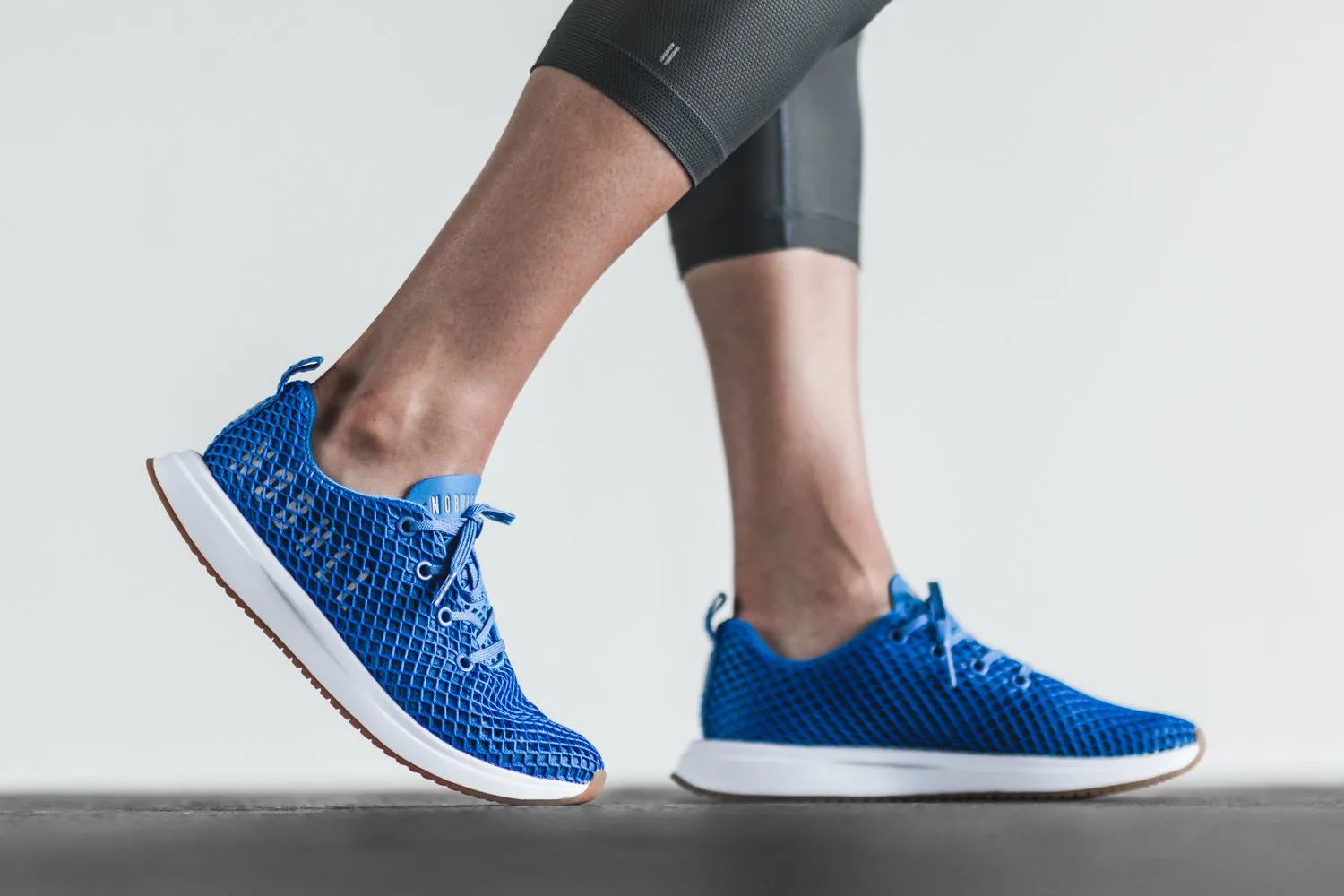 COBALT MESH RUNNER (WOMEN'S)