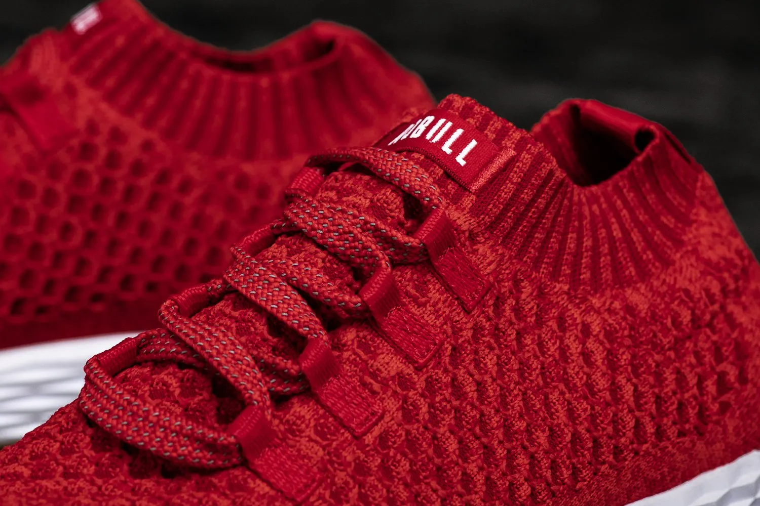 RED ALERT KNIT RUNNER (WOMEN'S)