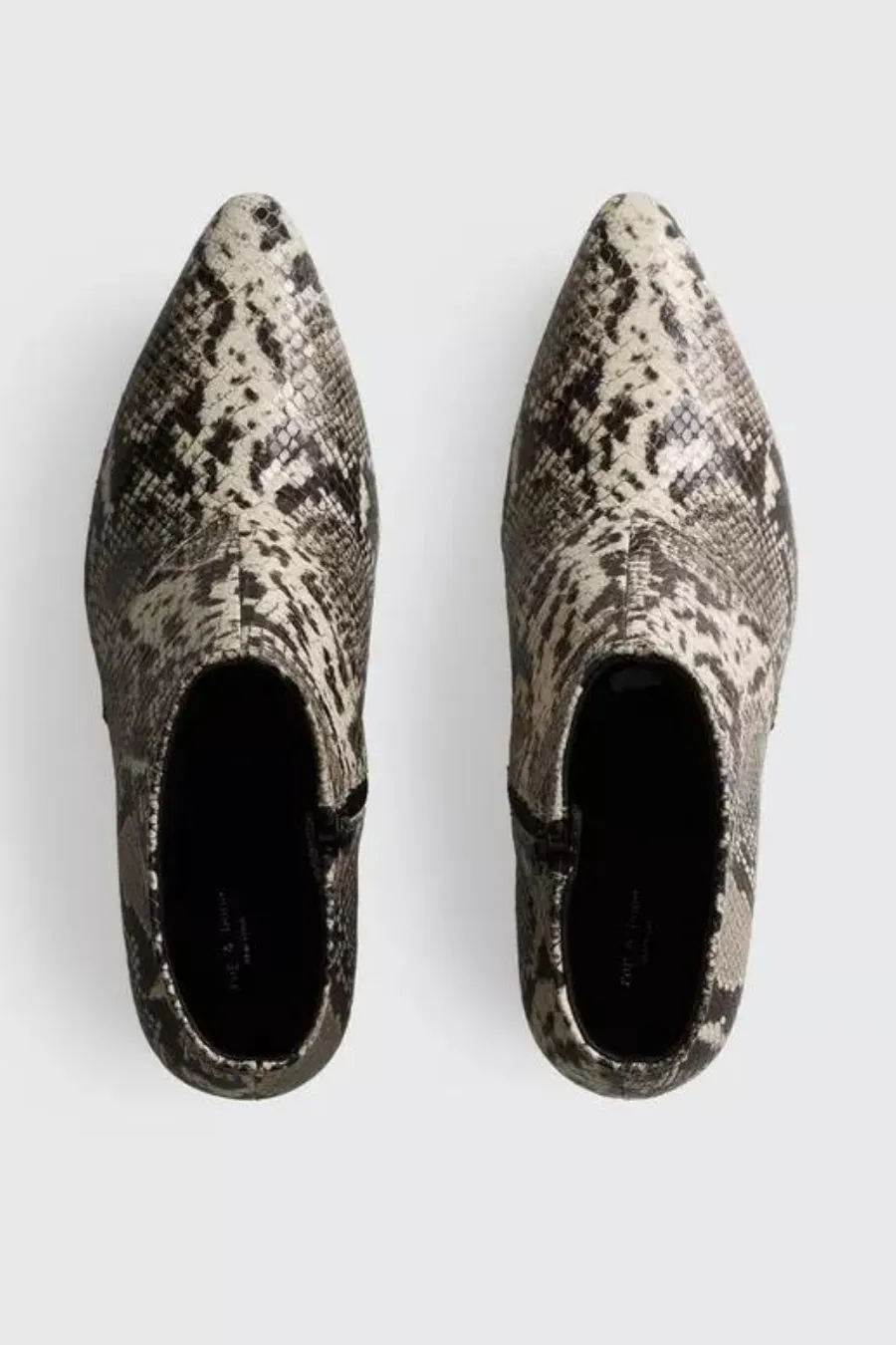 Spire Boot White Snake