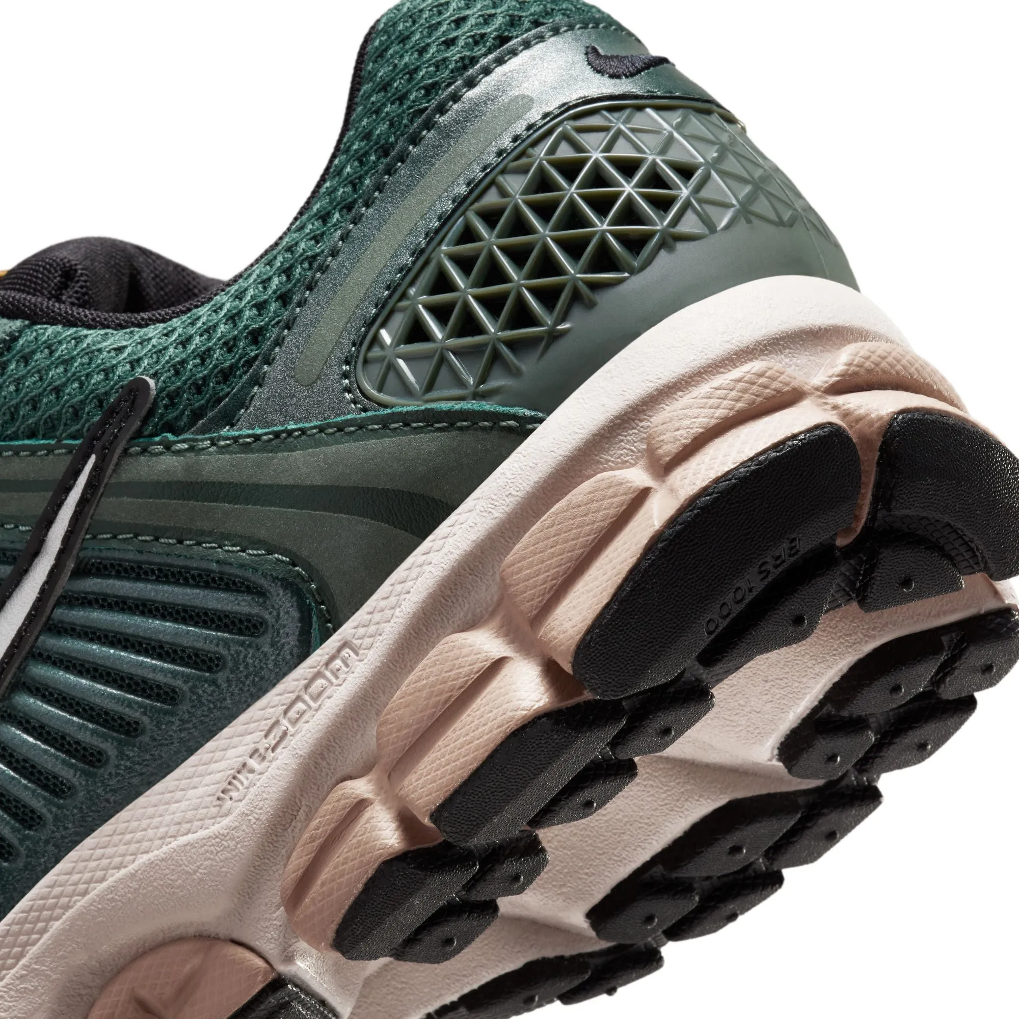 Women's Nike Zoom Vomero 5 - "Vintage Green"